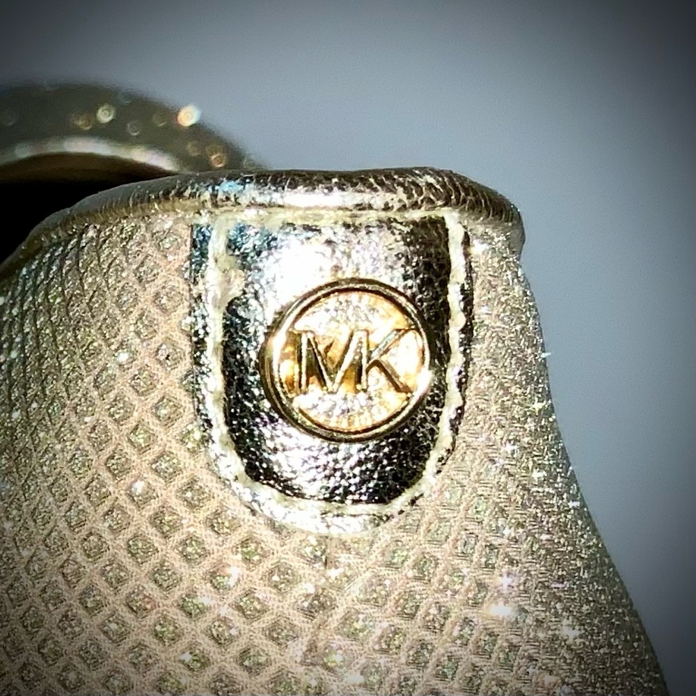 MICHAEL Michael Kors Pale Gold Glitter Chain Mesh Platform Pumps - Picture 11 of 16